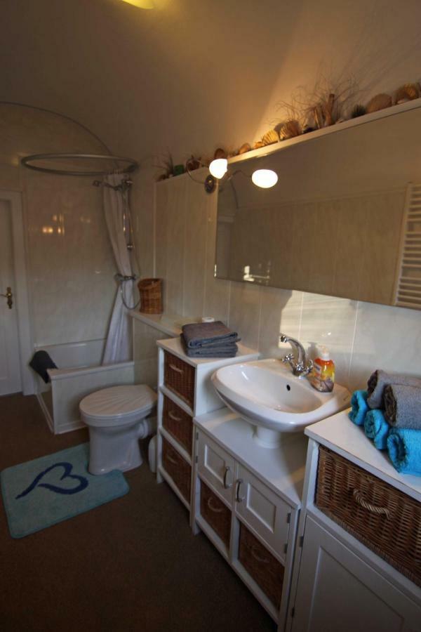 Ferienwohnung Schiller 쿠로르트존스도르프 외부 사진