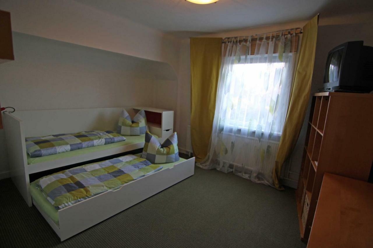 Ferienwohnung Schiller 쿠로르트존스도르프 외부 사진